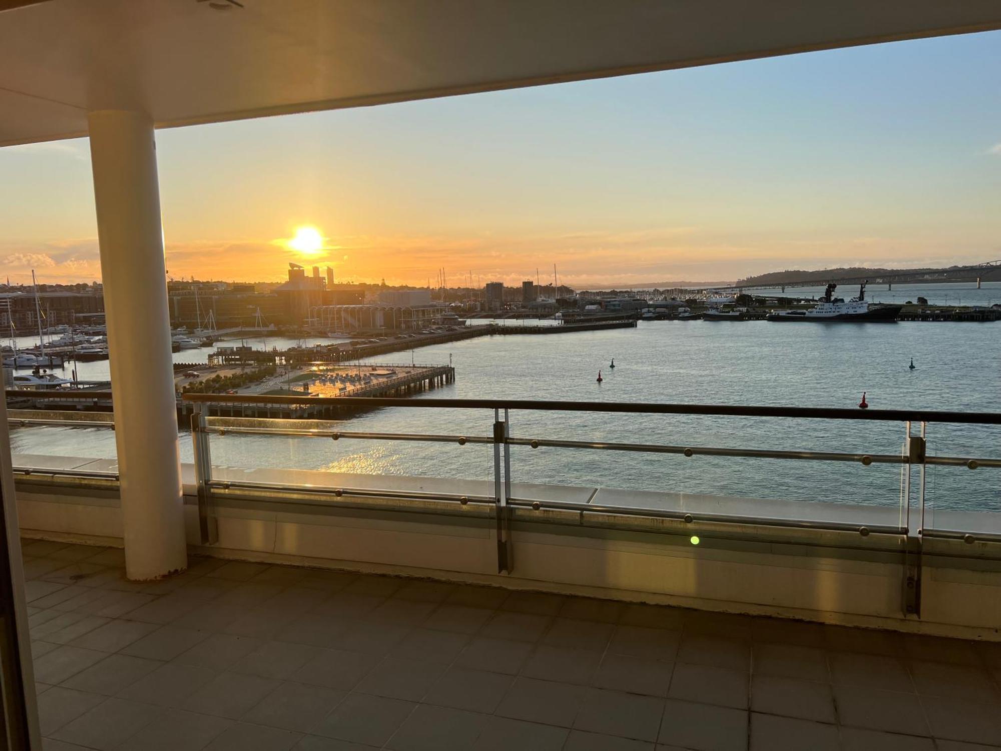 Waterfront Seaview Hotel Apartment - Same Building Block As Auckland Hilton Luaran gambar