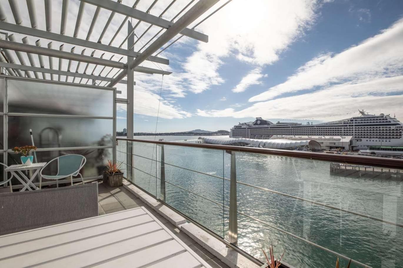 Waterfront Seaview Hotel Apartment - Same Building Block As Auckland Hilton Luaran gambar